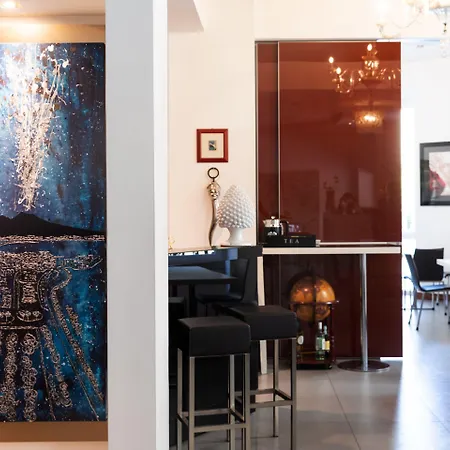 Отель Rex Lifestyle