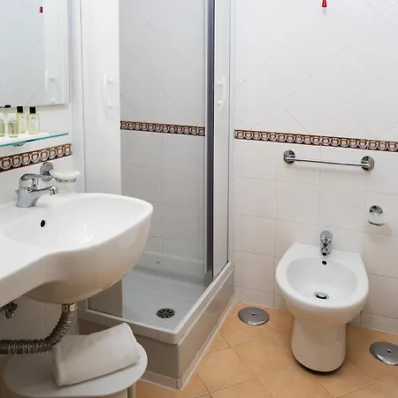 Rex Lifestyle 3* Naples