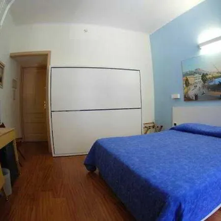 מלון Rex Lifestyle נאפולי