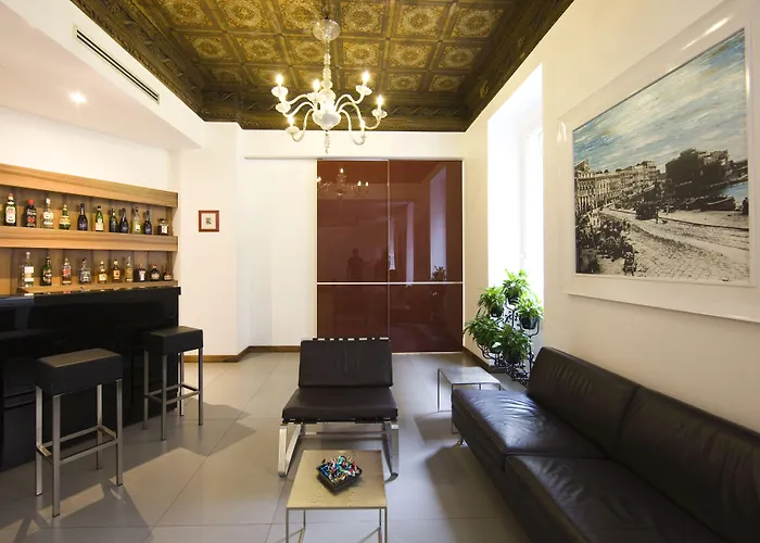 ホテル レックス ライフスタイル ナポリ