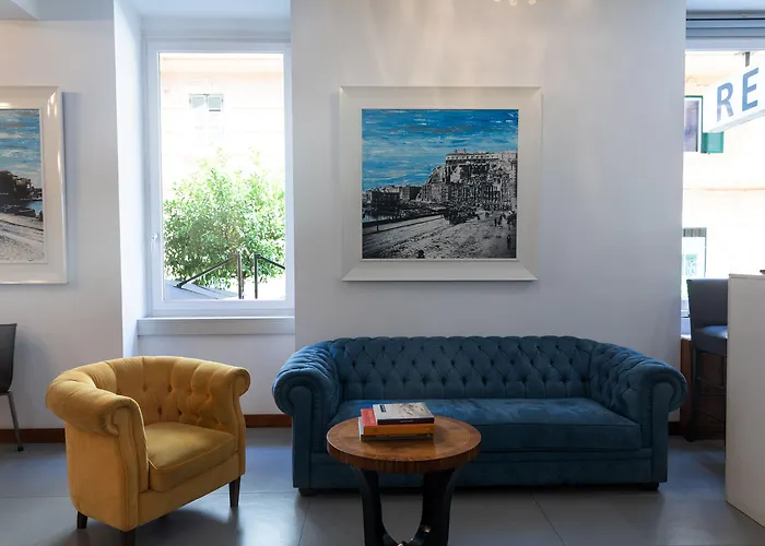 レックス ライフスタイル 3* ナポリ