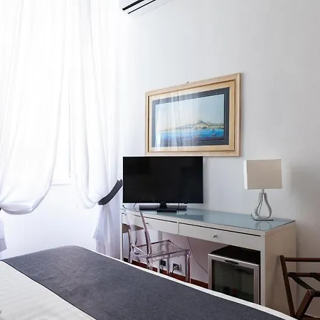 Rex Lifestyle Νάπολη